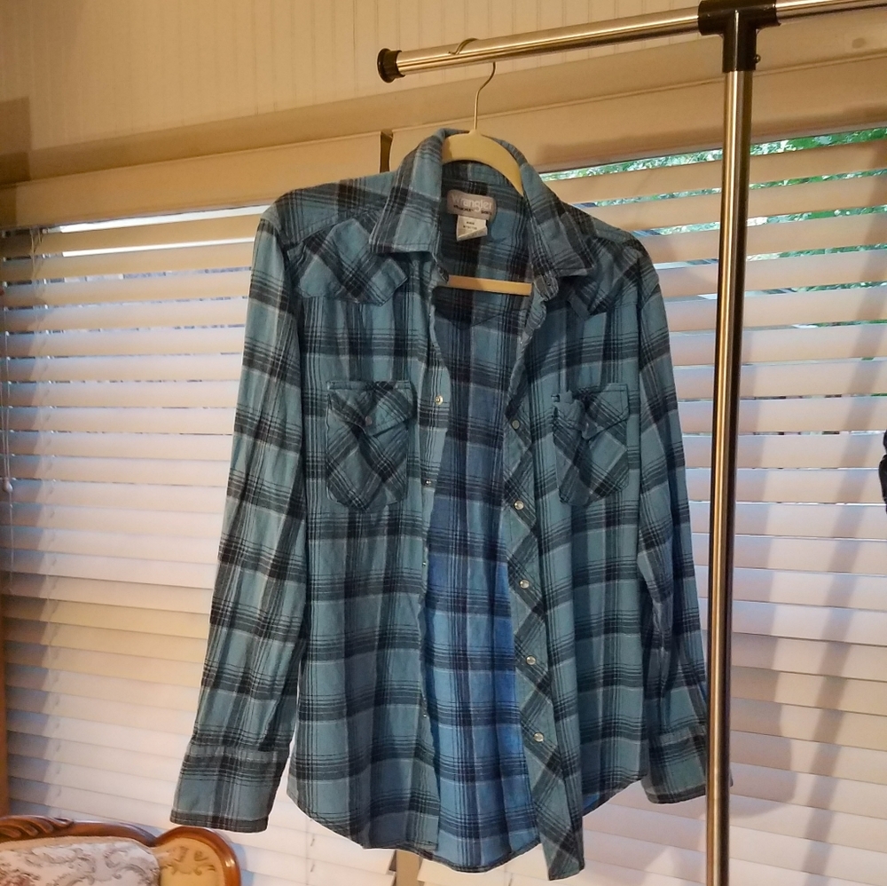 Wrangler rancher shirts flannel.